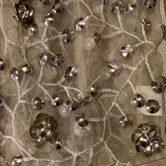 Vest - Picture 4 of 4